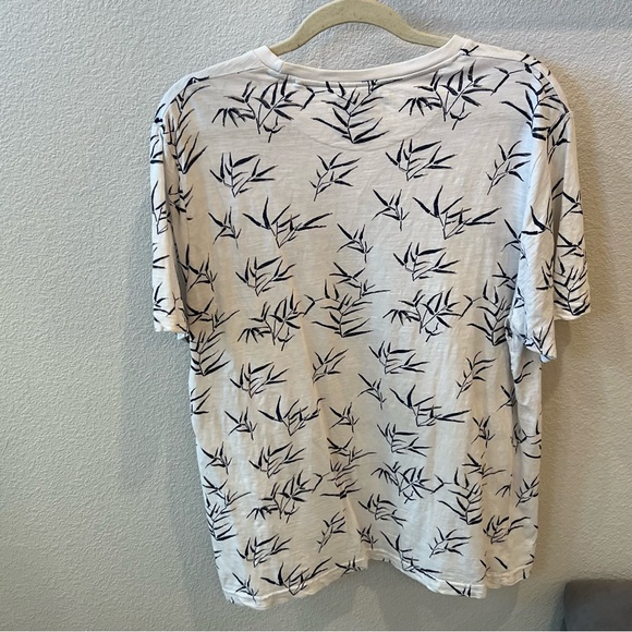 Men’s D&F White Printed Short Sleeve Shirt - Picture 5 of 5